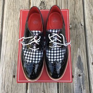 Rare Johnston & Murphy Womens Loafers